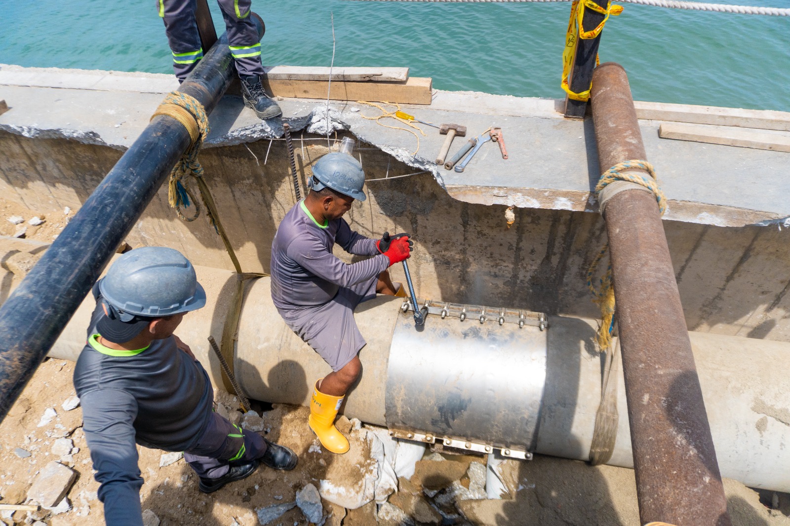 Superada contingencia de alcantarillado en la línea de impulsión Manzanares en el Camellón de la Bahía