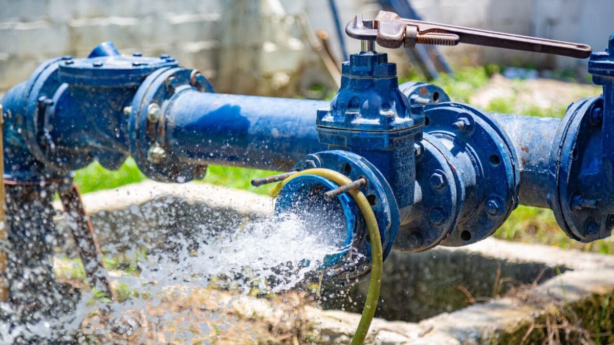 Manipulación indebida de válvulas afecta la distribución de agua en Santa Marta
