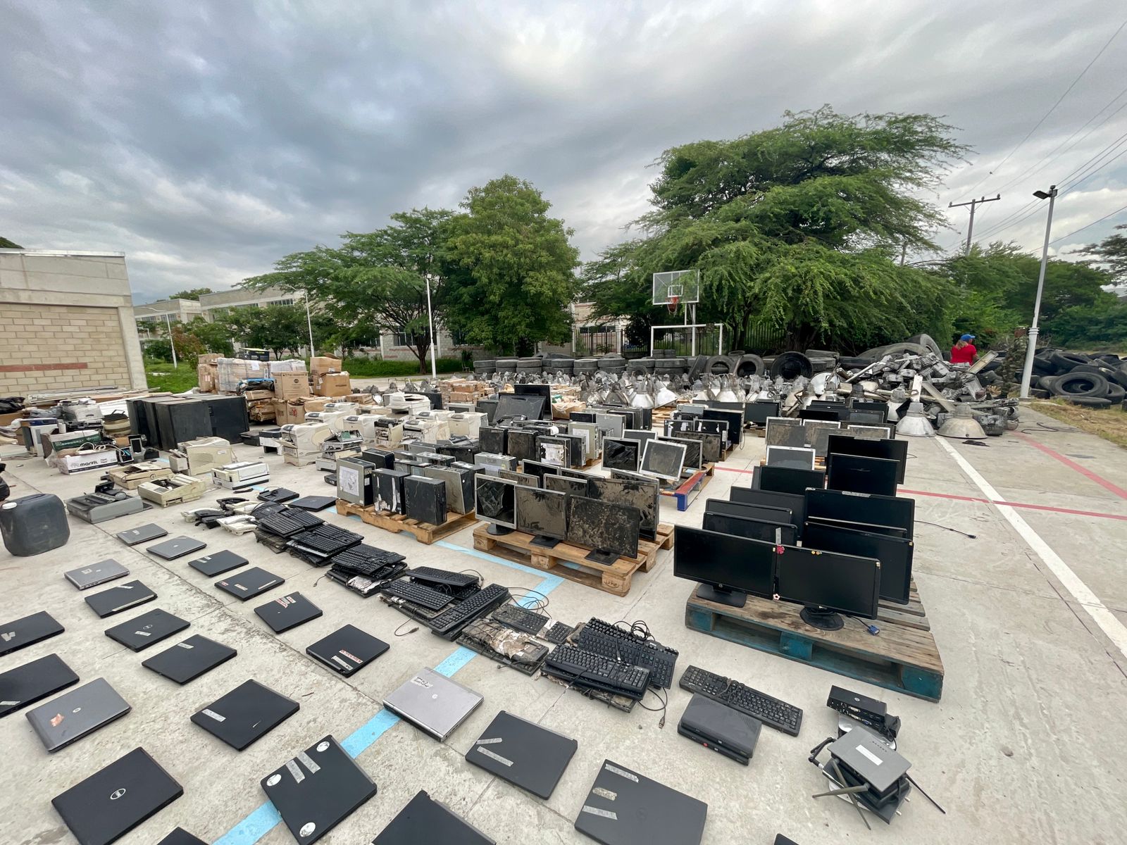 Essmar recolecta 20 toneladas de residuos durante la octava jornada Posconsumo en Santa Marta