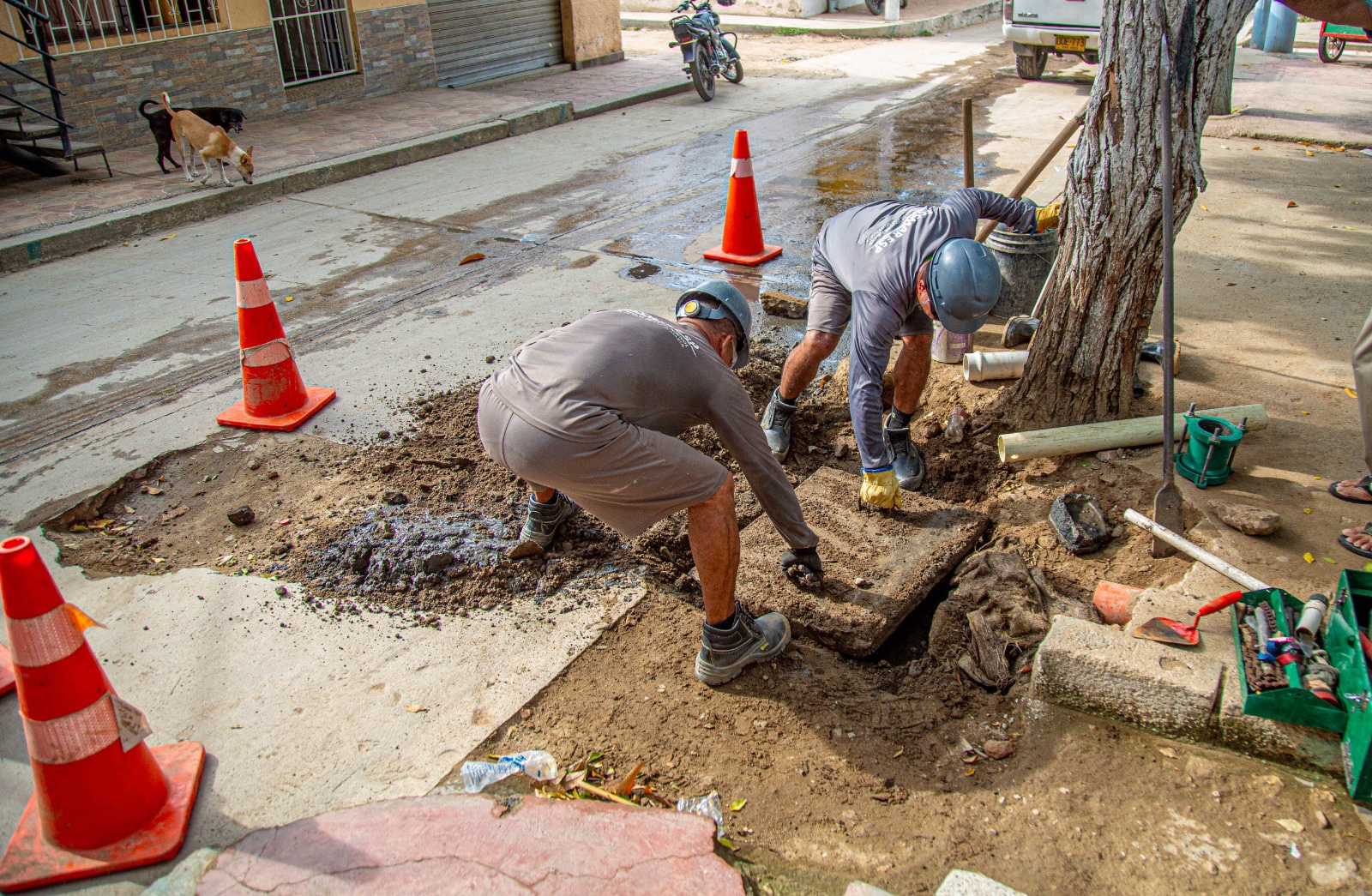 Essmar finalizó con éxito obras de alcantarillado que benefician a más de 150 familias en el barrio 7 de agosto