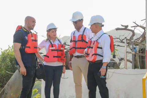 Con el propósito de monitorear las condiciones de las plantas de agua potable en la ciudad nuestro gerente Carlos Páez realizó un recorrido con la Alcaldesa Virna Johnson y todo nuestro equipo de la Essmar.