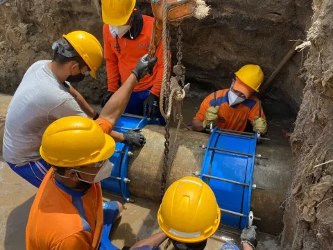 Essmar solucionó daño causado por constructora en la línea de impulsión que abastece al Corredor Turístico Sur