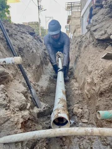 ESSMAR E.S.P. y la comunidad se unen para optimizar el servicio de agua potable en el barrio Tamacá-Tayrona.